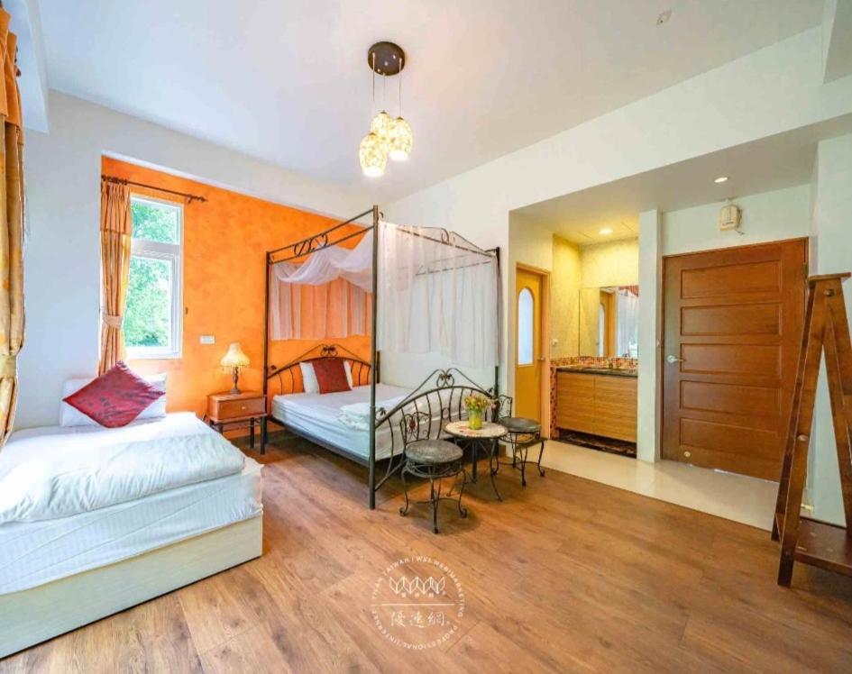Left Bank Bnb Jiaoxi Luaran gambar
