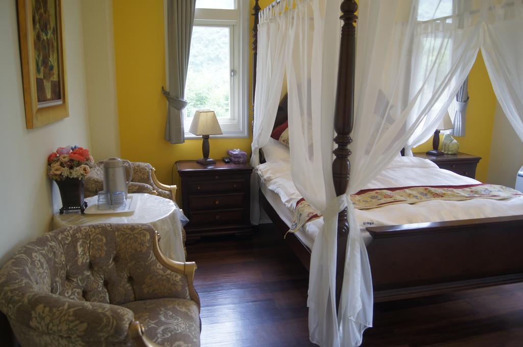 Left Bank Bnb Jiaoxi Luaran gambar